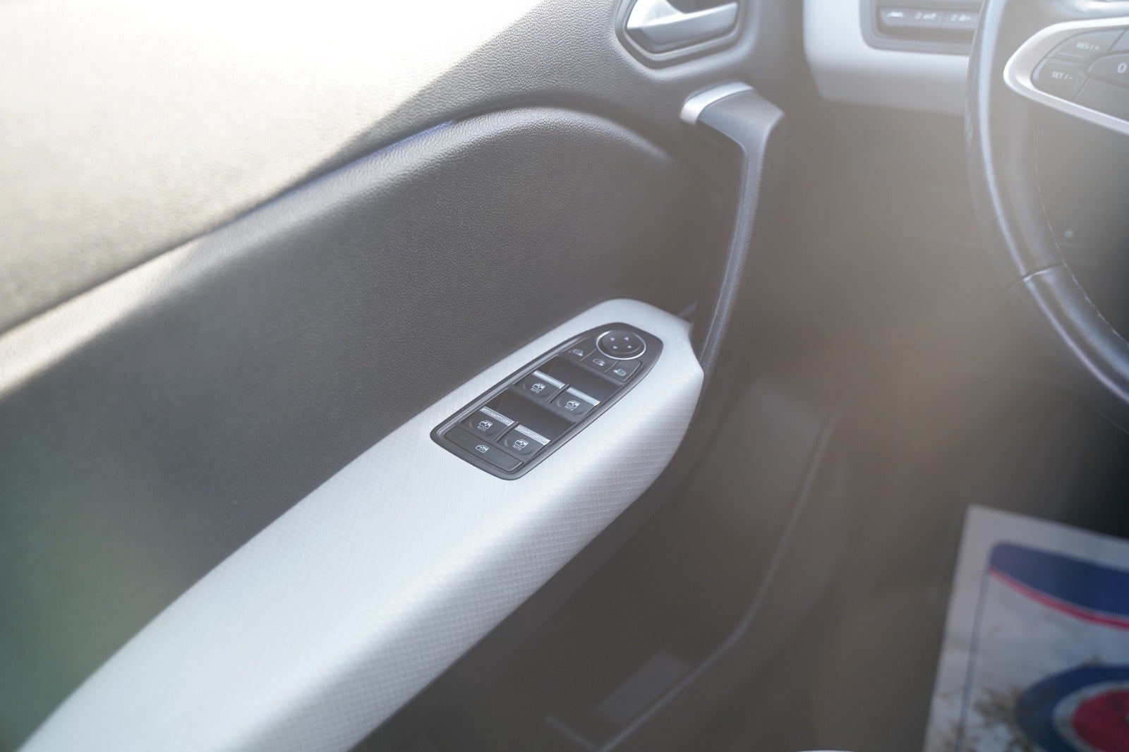 Billede af Renault Captur 1,6 E-Tech Intens