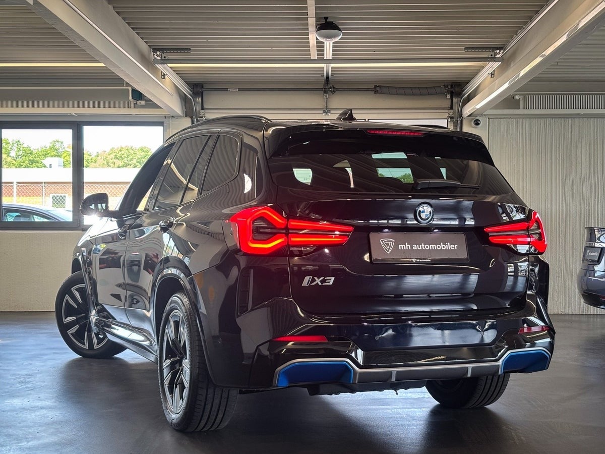 Billede af BMW iX3  Charged M-Sport