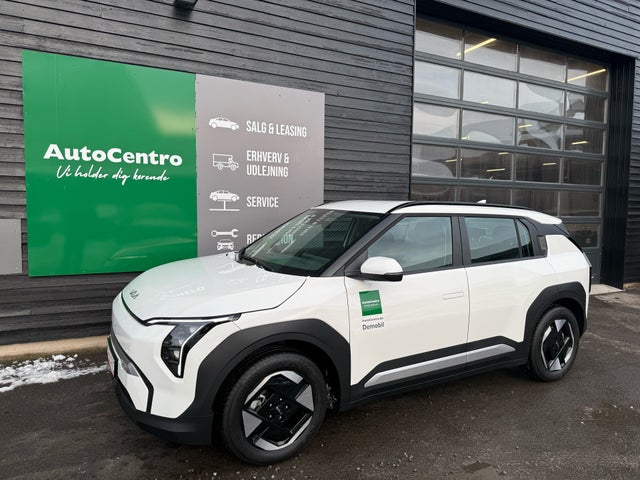 Kia EV3 Long Range Access