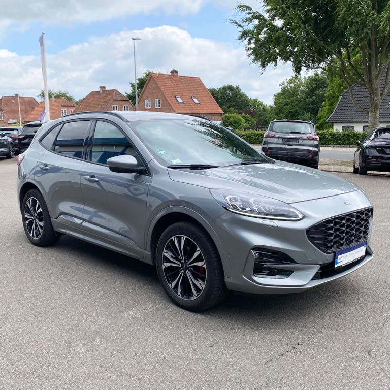 Ford Kuga PHEV ST-Line X CVT