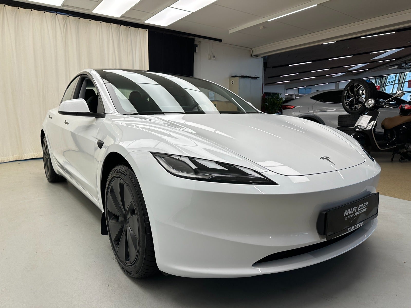 Billede af Tesla Model 3  RWD