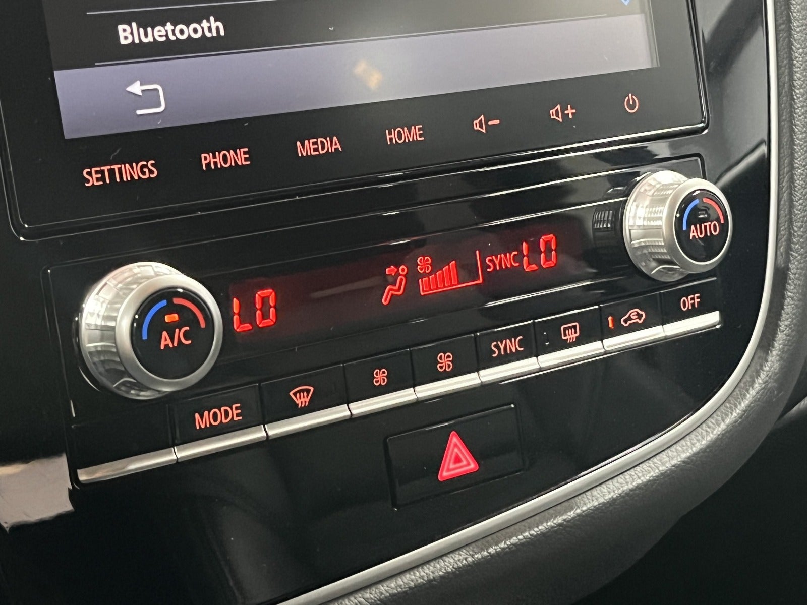 Billede af Mitsubishi Outlander 2,4 PHEV Inform+ CVT 4WD