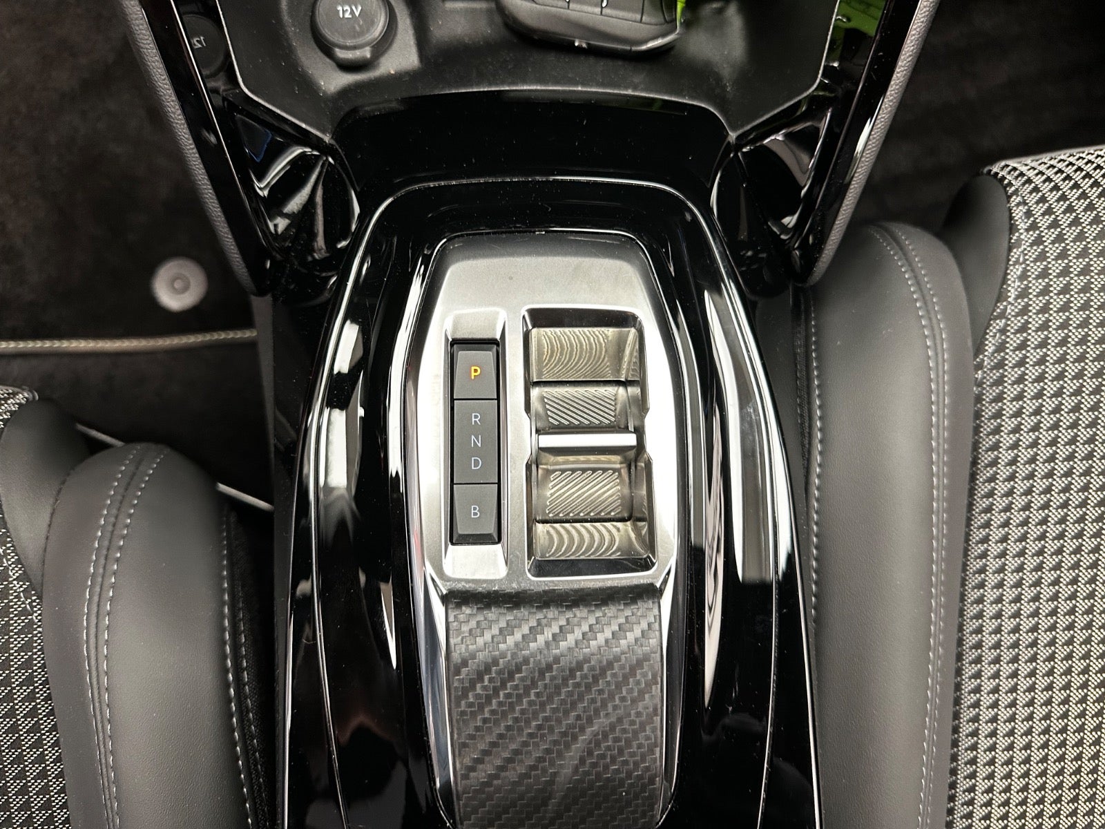 Billede af Peugeot e-2008 50 GT