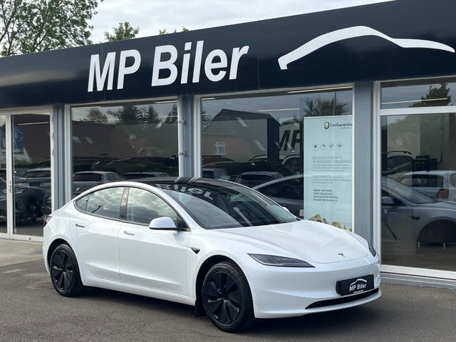 Tesla Model 3  RWD