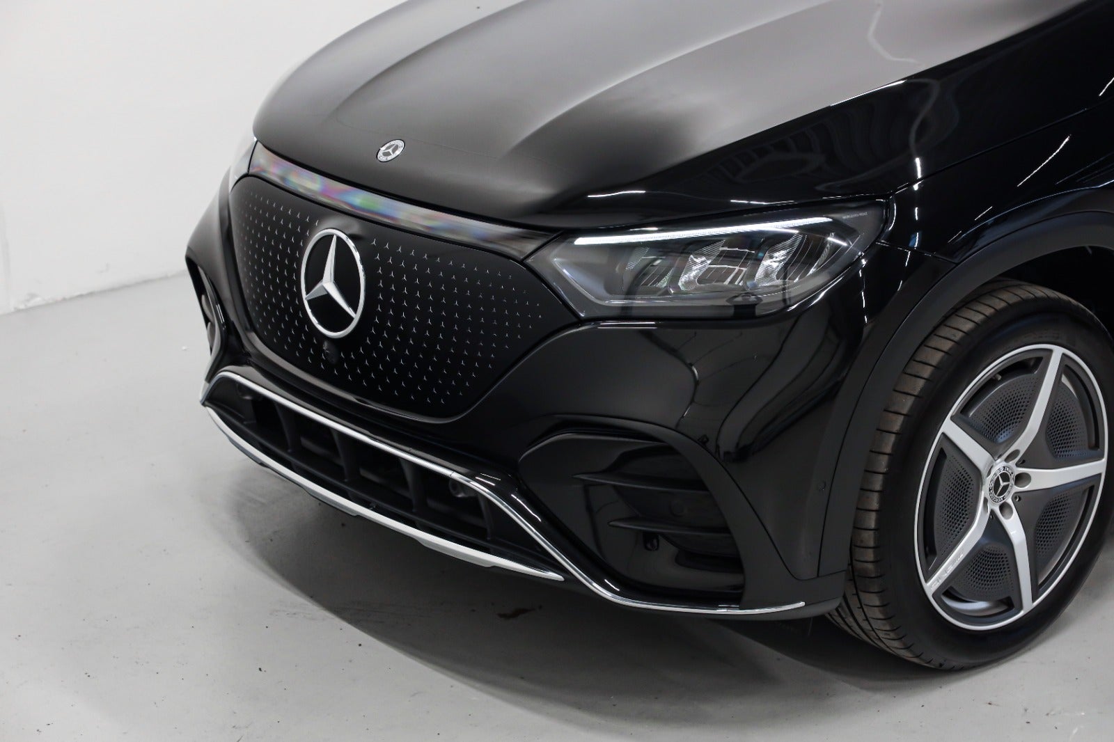 Mercedes-Benz EQE 350 SUV (7/8)