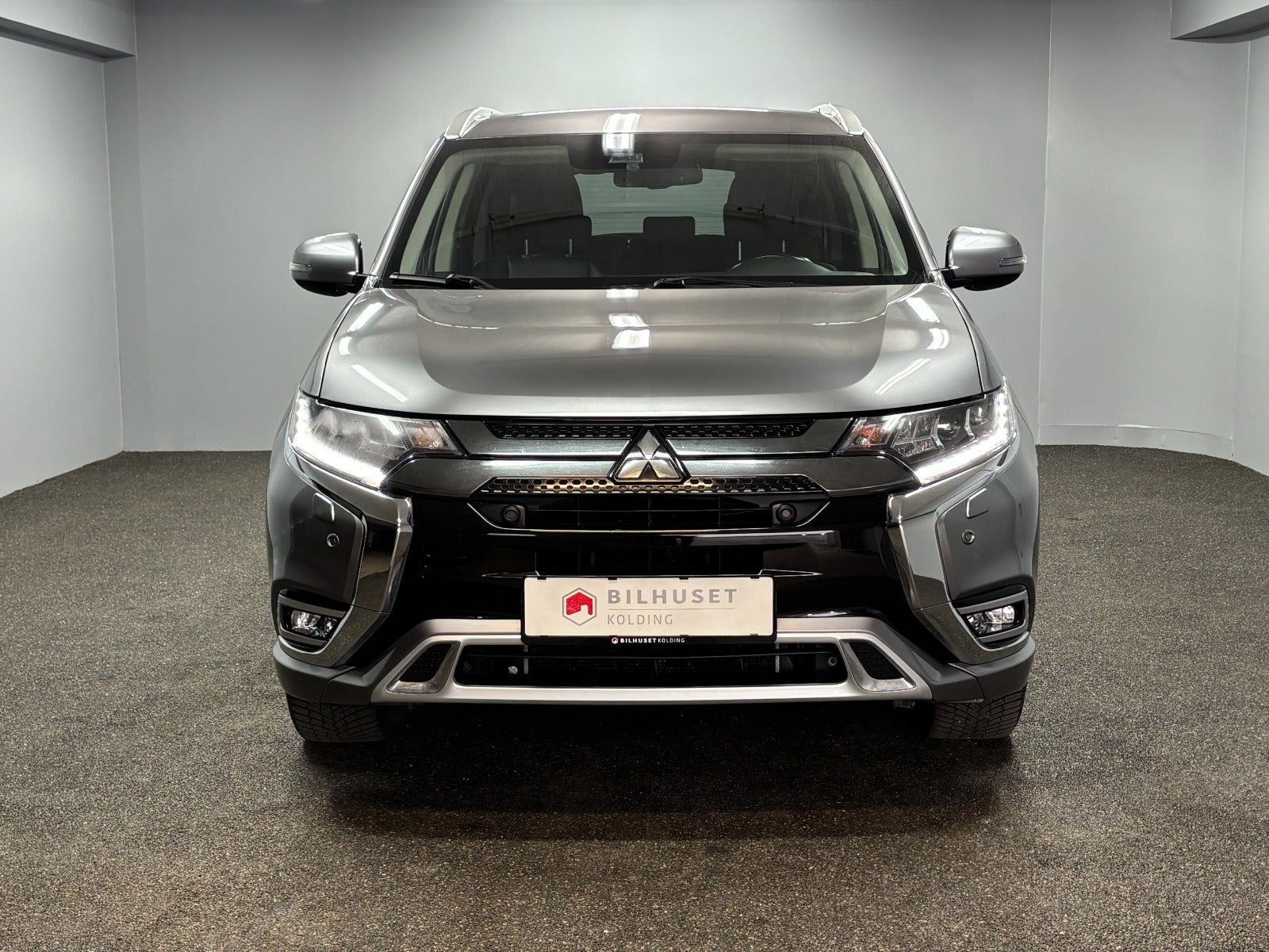 Billede af Mitsubishi Outlander 2,4 PHEV Intense CVT 4WD
