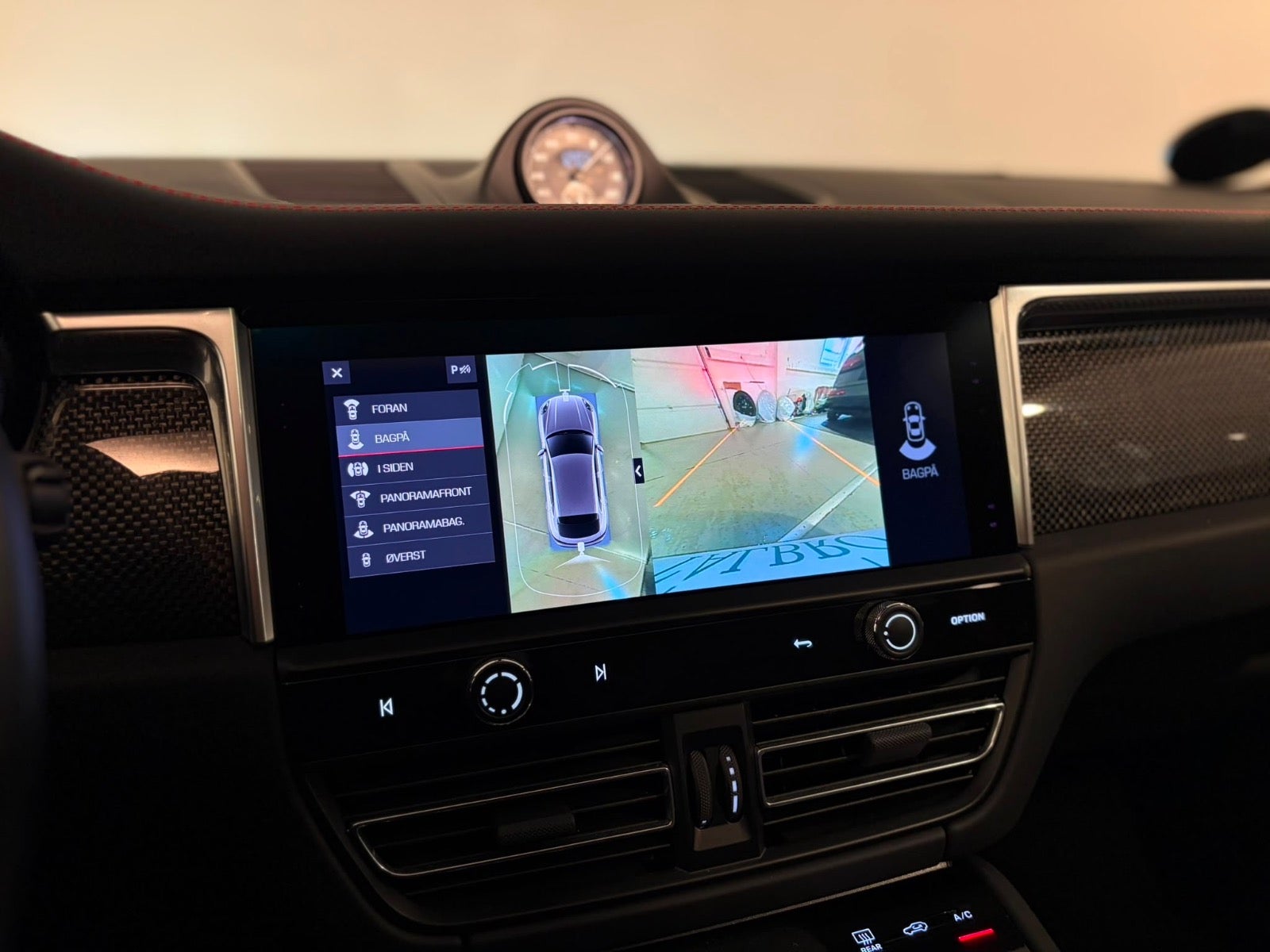 Porsche – Macan GTS