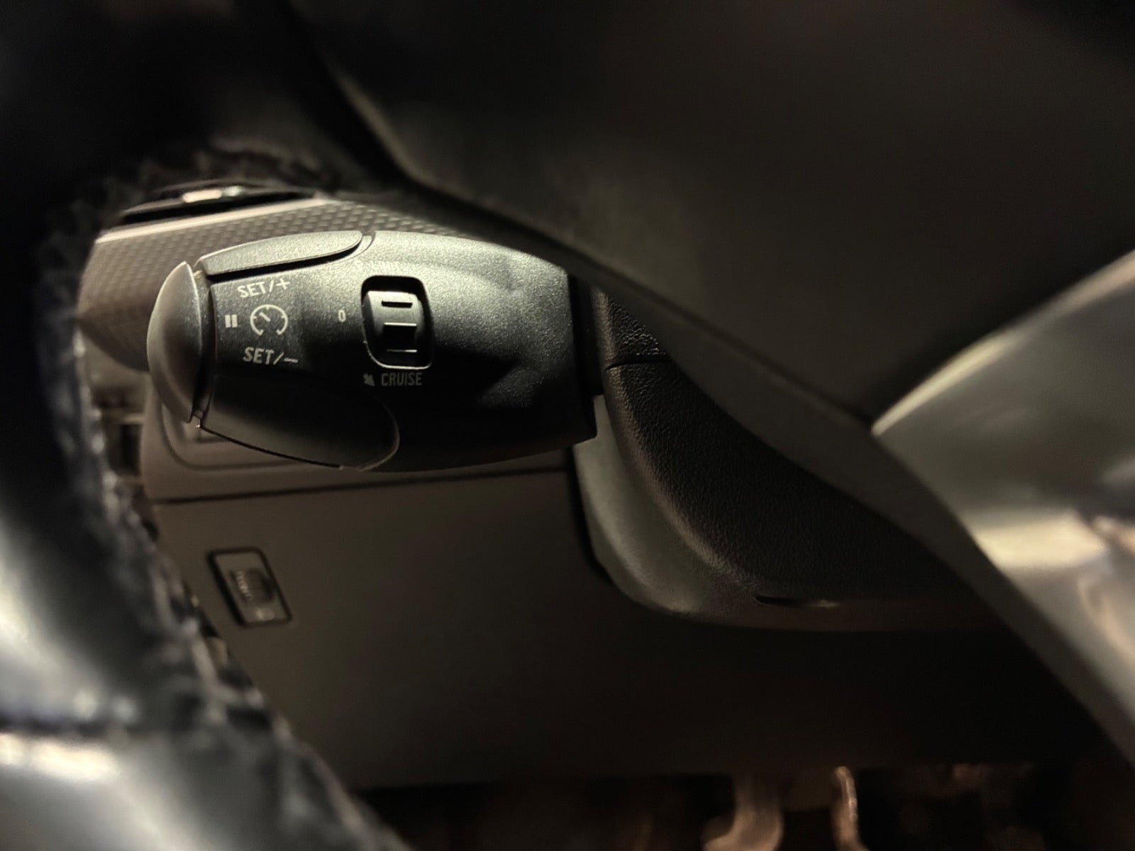 Billede af Peugeot 2008 1,2 e-THP 110 Desire Sky