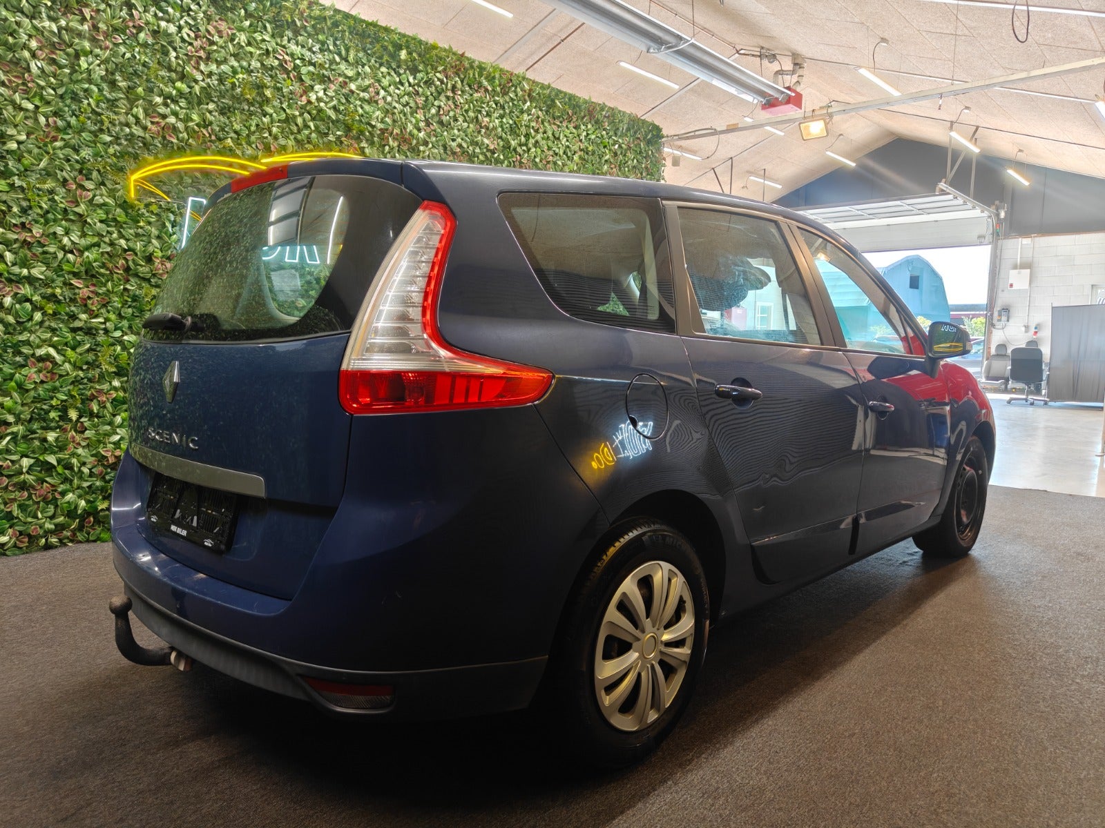 Billede af Renault Grand Scenic III 1,6 16V Authentique+