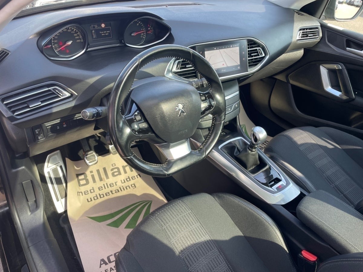Billede af Peugeot 308 1,6 BlueHDi 120 Allure Sky SW