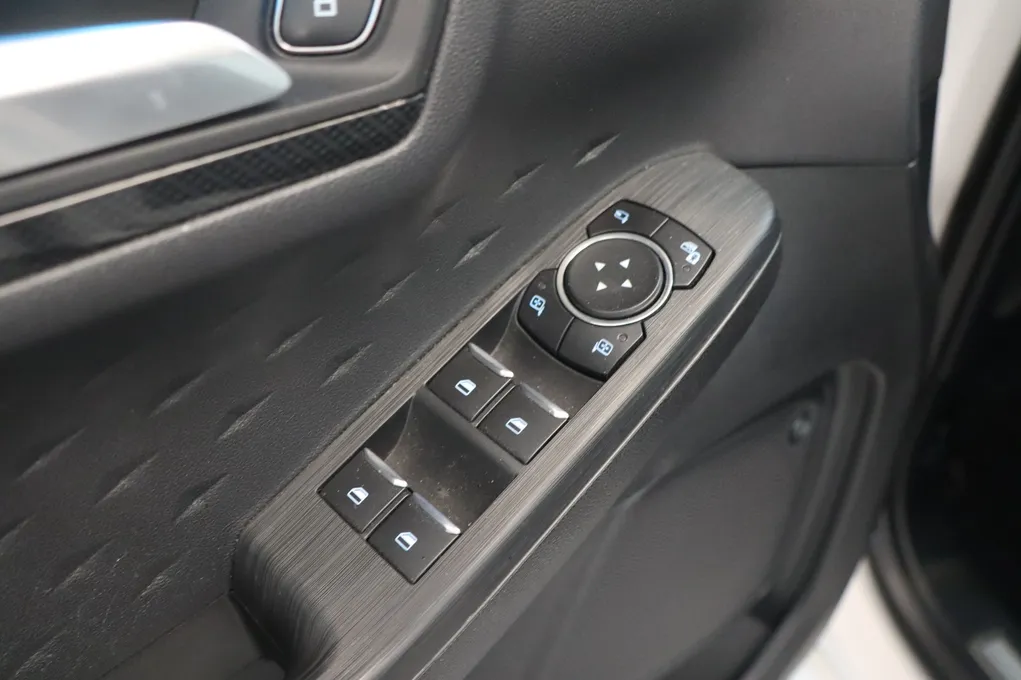 Ford Kuga PHEV ST-Line X CVT