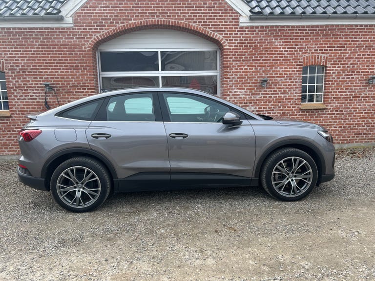 Audi Q4 e-tron Advanced Sportback