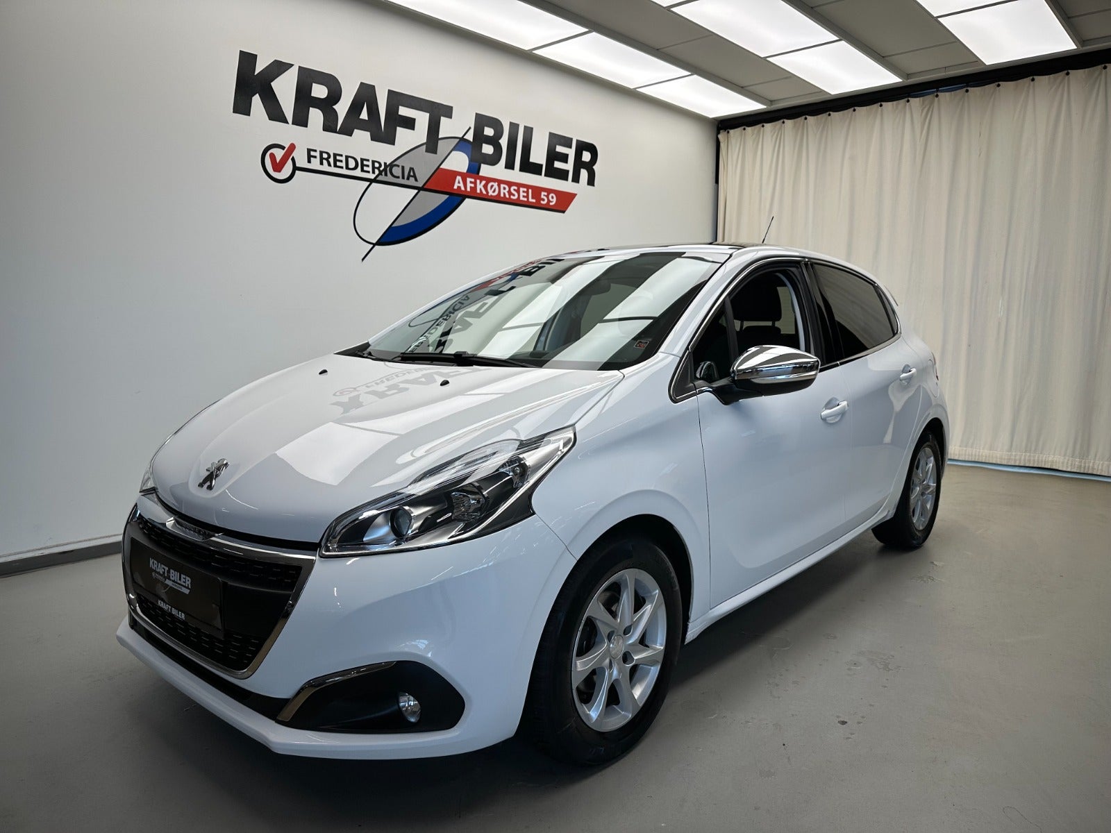 Billede af Peugeot 208 1,2 PureTech 82 Allure Sky