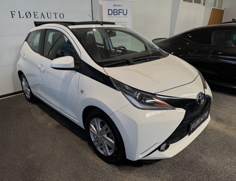 Toyota Aygo VVT-i x-wave Sky