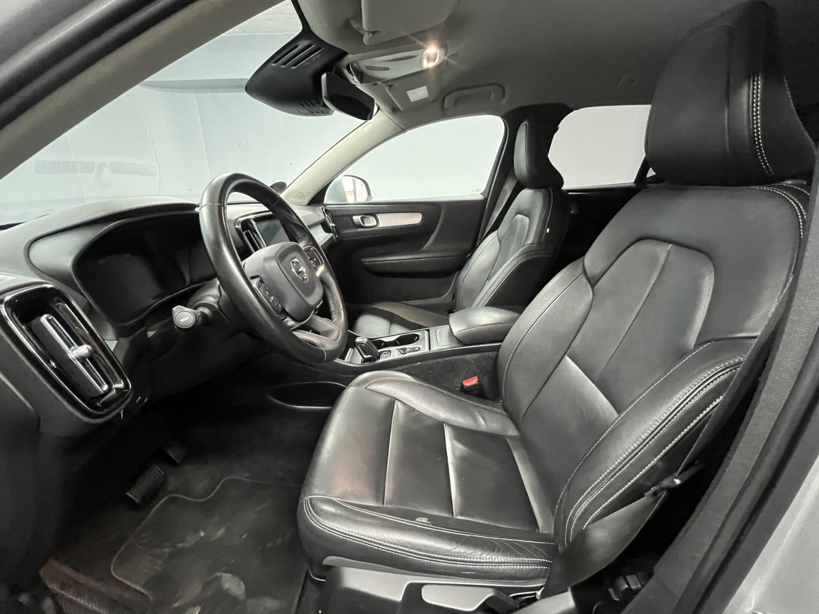 Billede af Volvo XC40 2,0 D3 150 Momentum aut.