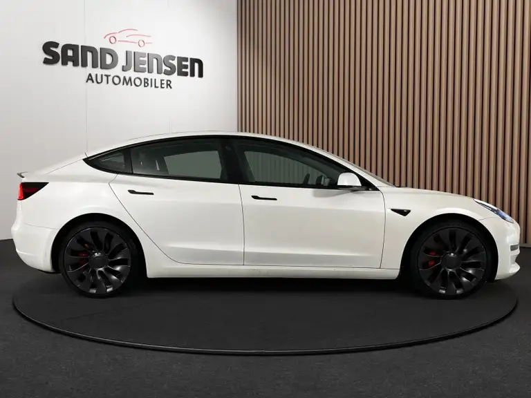 Tesla Model 3 Performance AWD