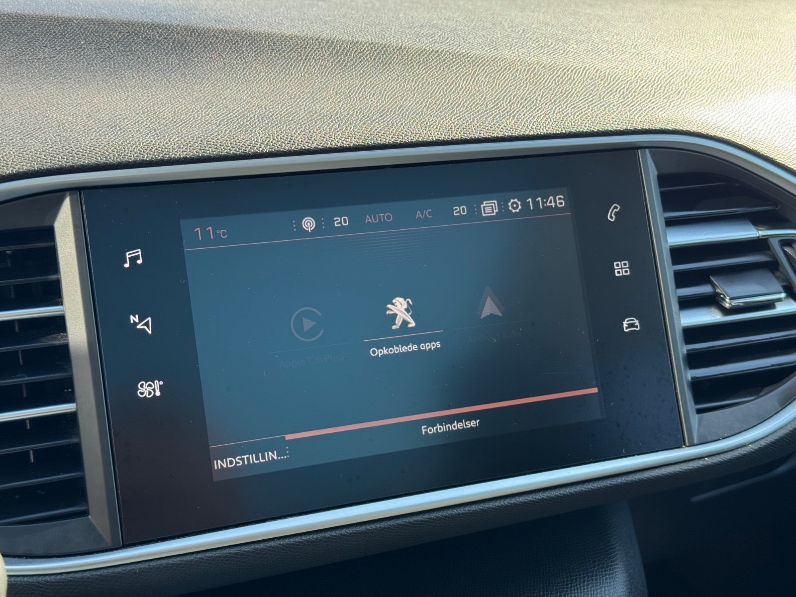 Billede af Peugeot 308 1,5 BlueHDi 130 Allure Sky SW