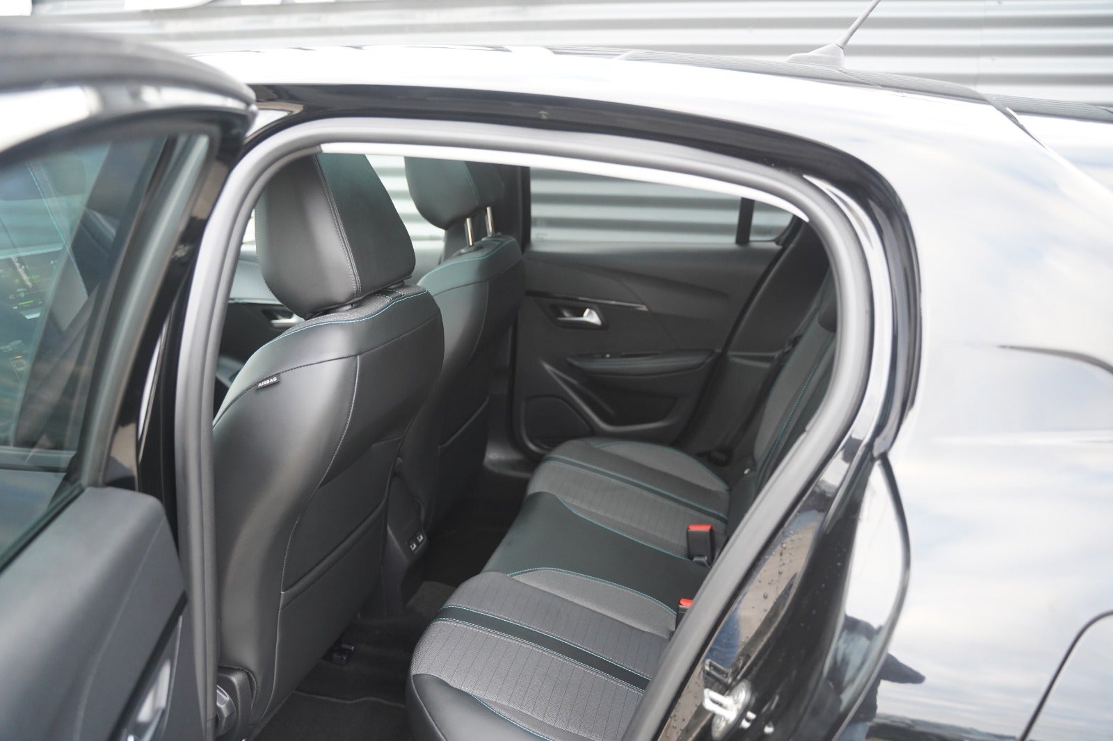 Billede af Peugeot 208 1,5 BlueHDi 100 Allure Sky