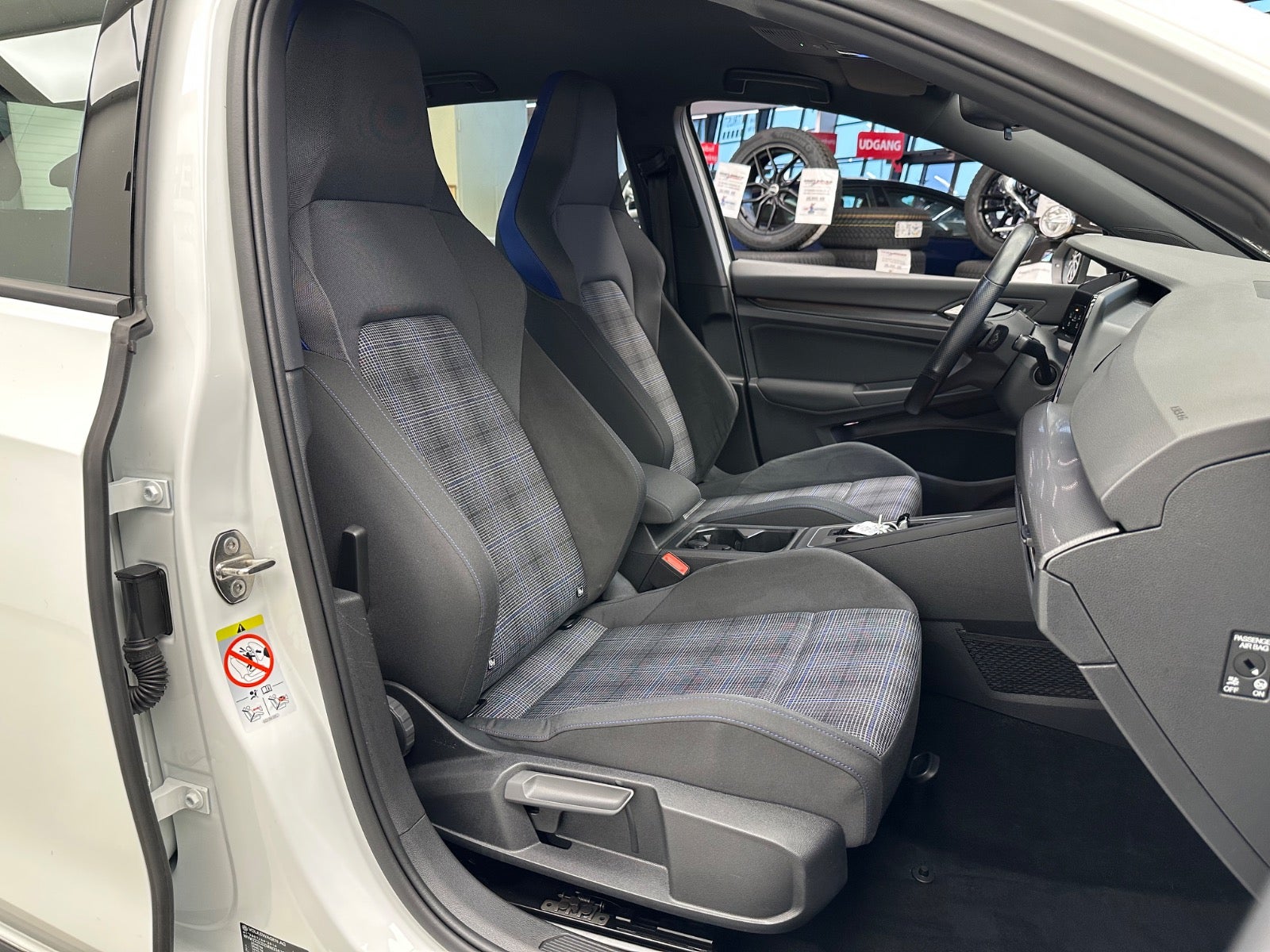 Billede af VW Golf VIII 1,4 GTE DSG