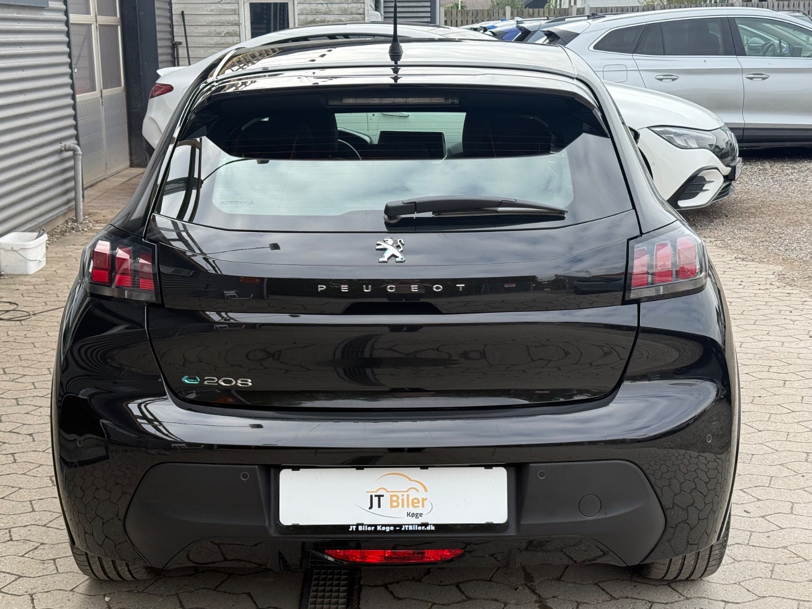 Peugeot e-208 Active