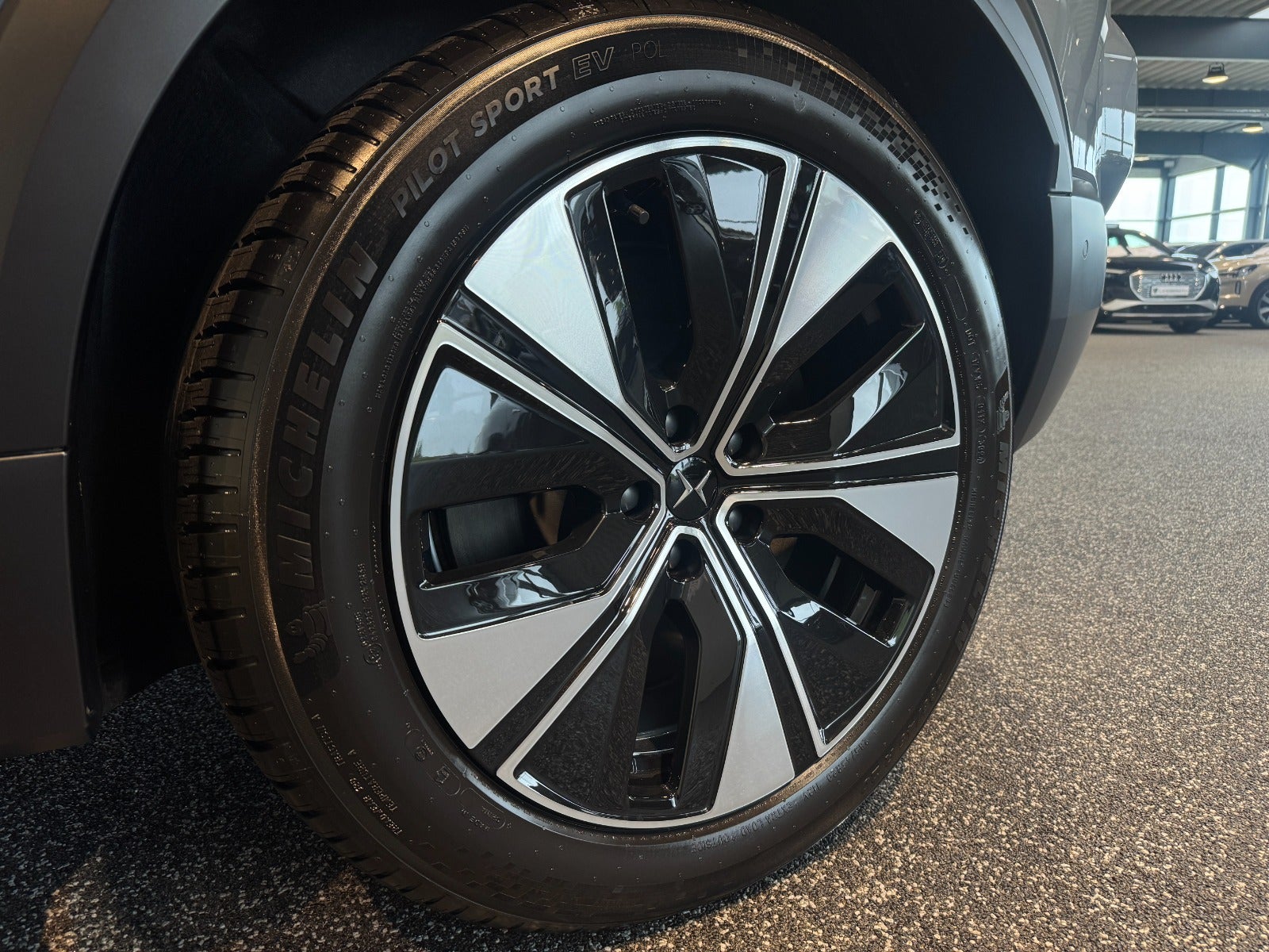 Polestar 3 Long Range AWD 5d - 10