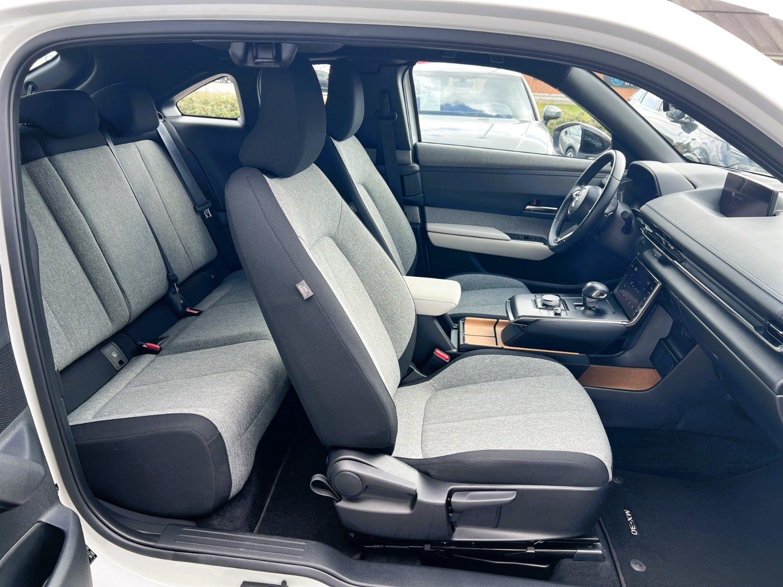 Billede af Mazda MX-30  e-SkyActiv Advantage