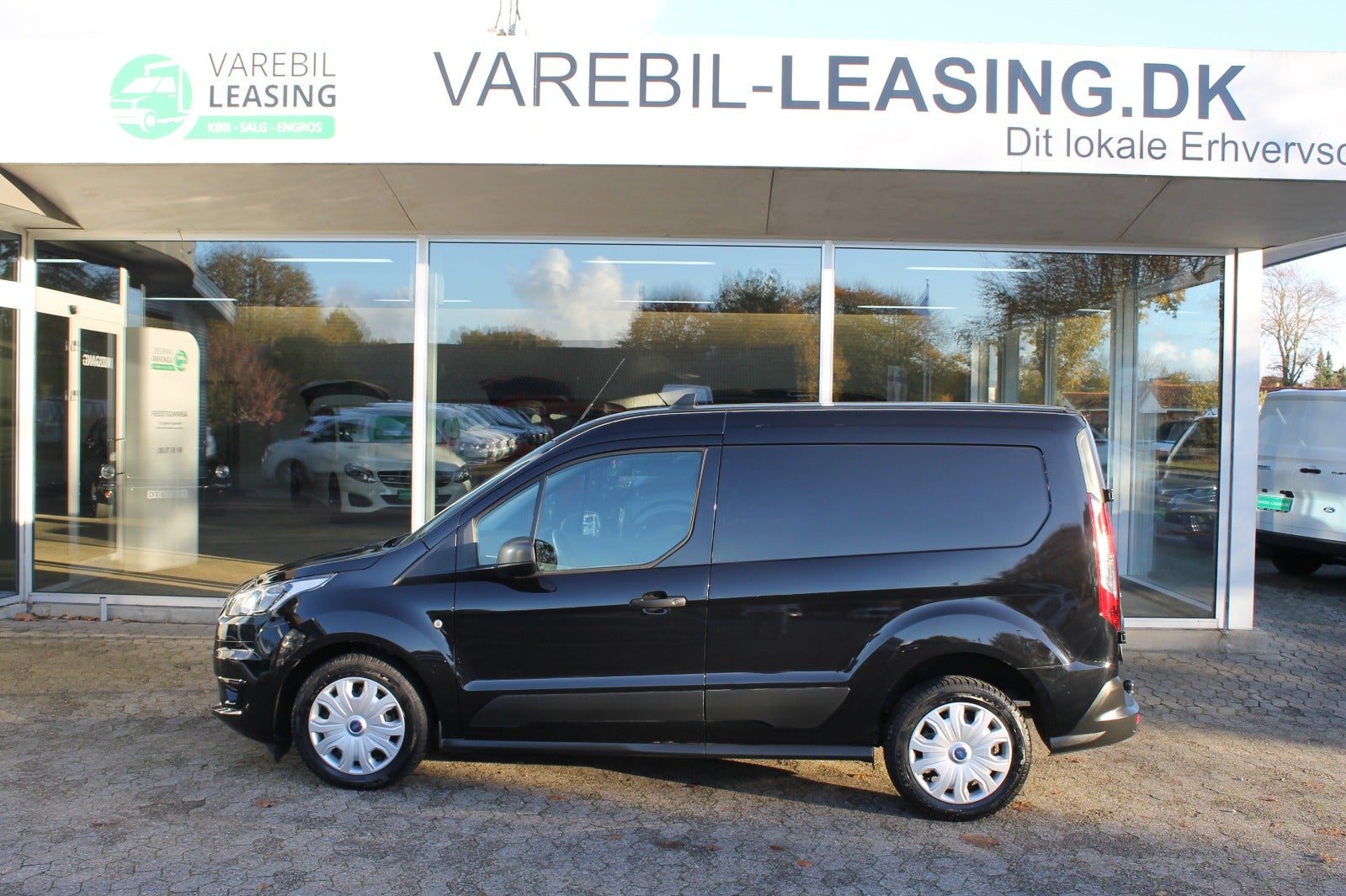 Ford Transit Connect EcoBlue Trend kort