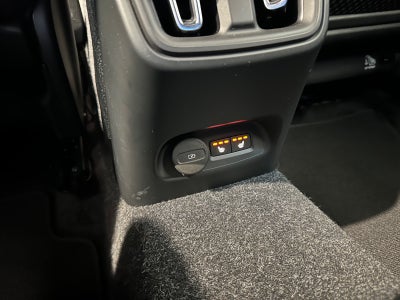 Volvo XC40 P6 ReCharge Core