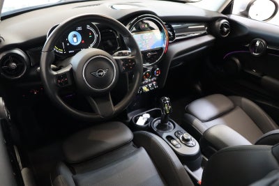 MINI Cooper SE Classic Trim