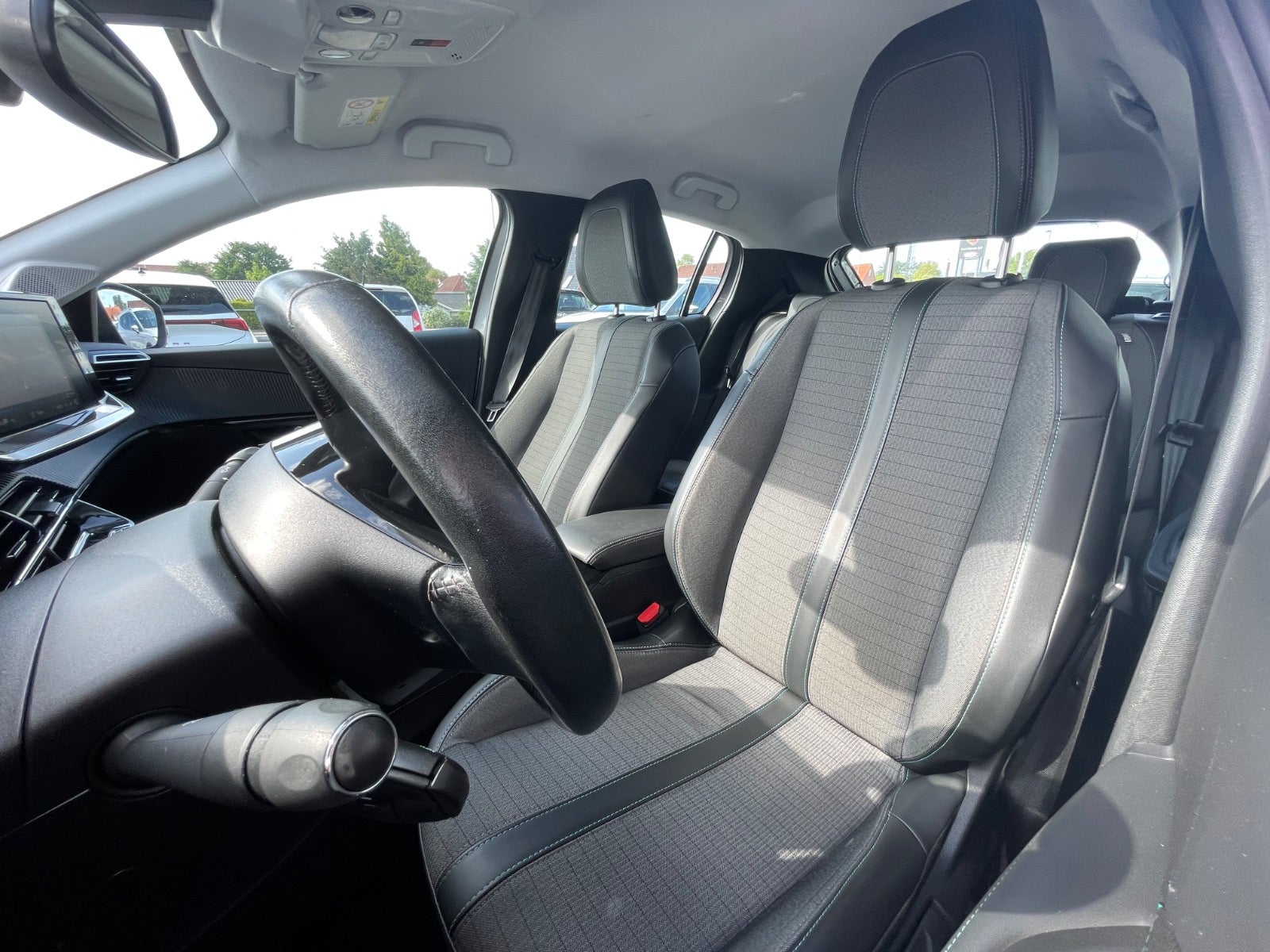 Billede af Peugeot 208 1,2 PureTech 100 Allure