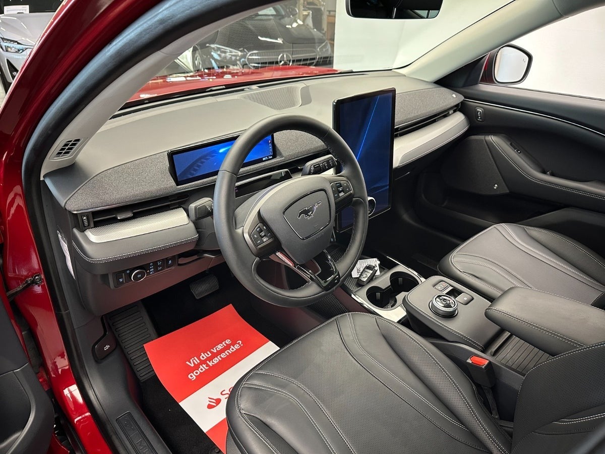 Billede af Ford Mustang Mach-E 75 Premium Standard Range