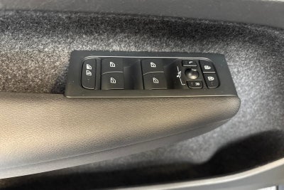 Volvo XC40 P6 ReCharge Core