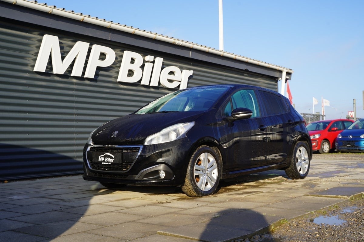 Billede af Peugeot 208 1,5 BlueHDi 100 Signature Sky