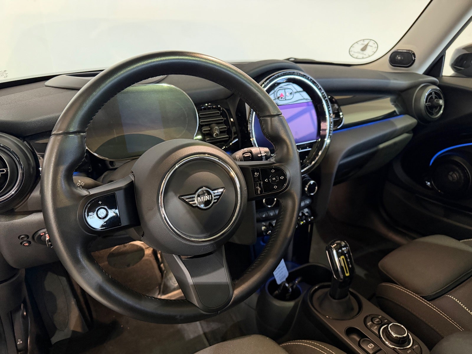 MINI Cooper SE Essential