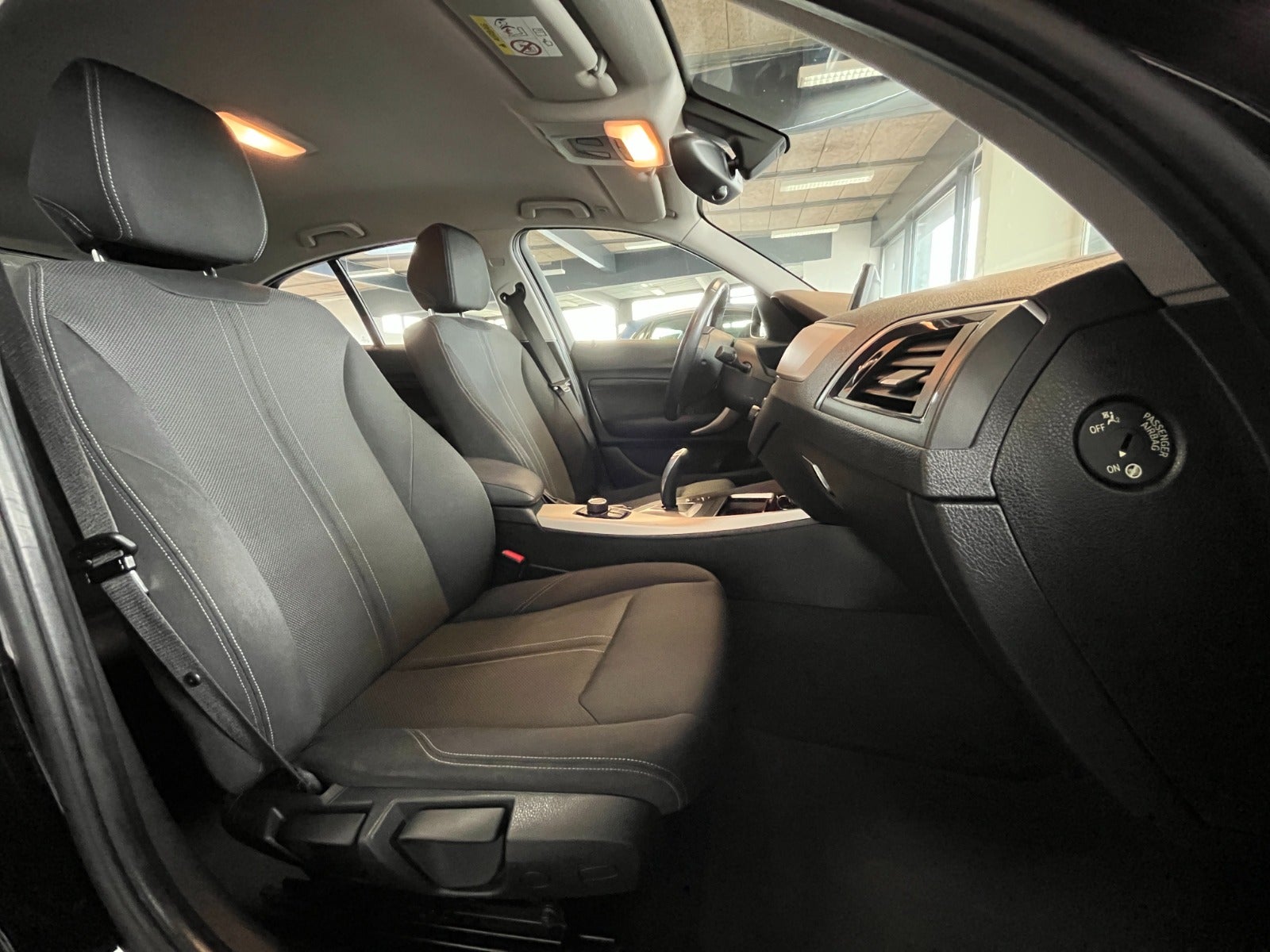 Billede af BMW 118i 1,5 Connected aut.