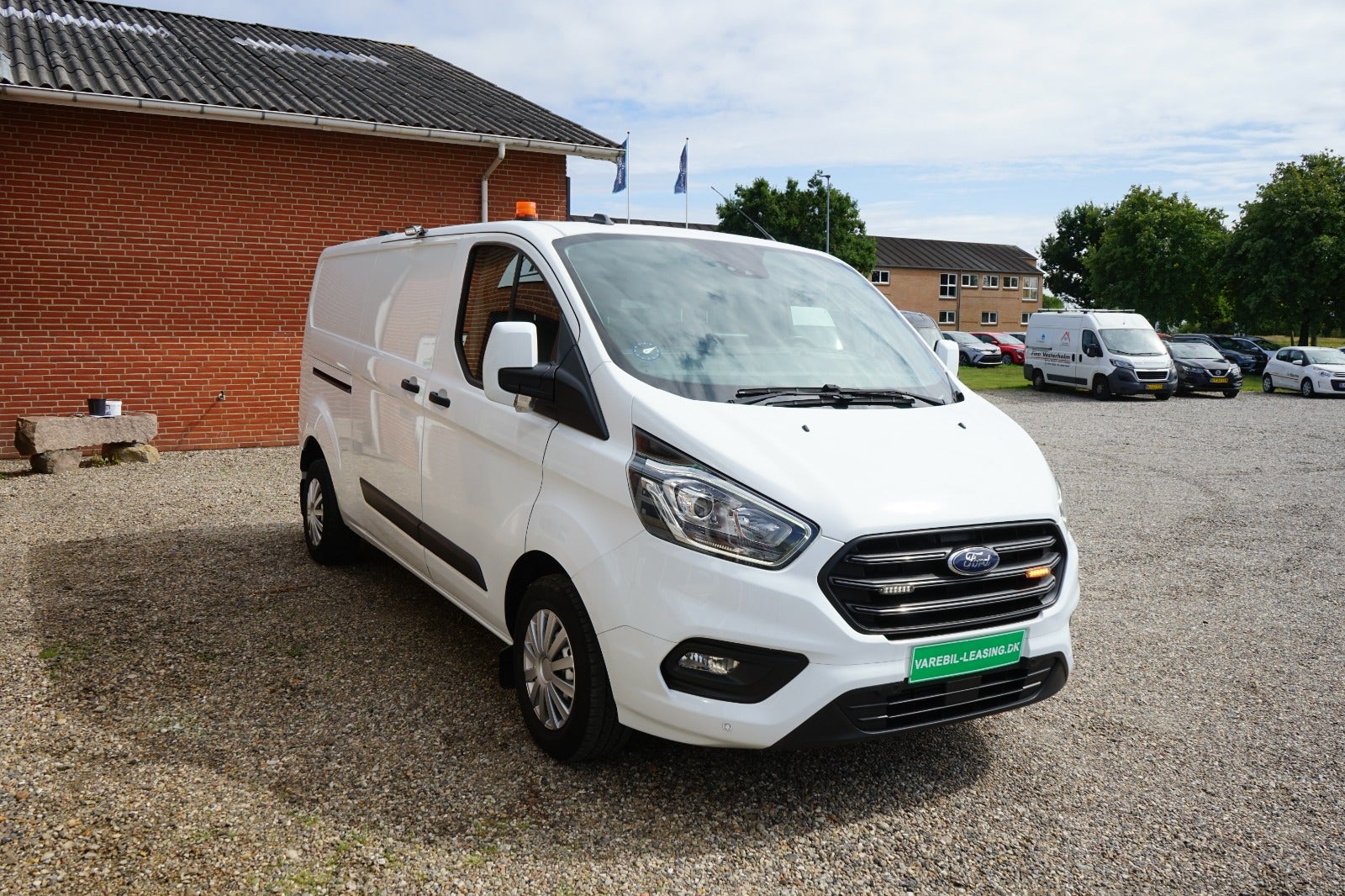 Billede af Ford Transit Custom 300L 2,0 TDCi 130 Trend