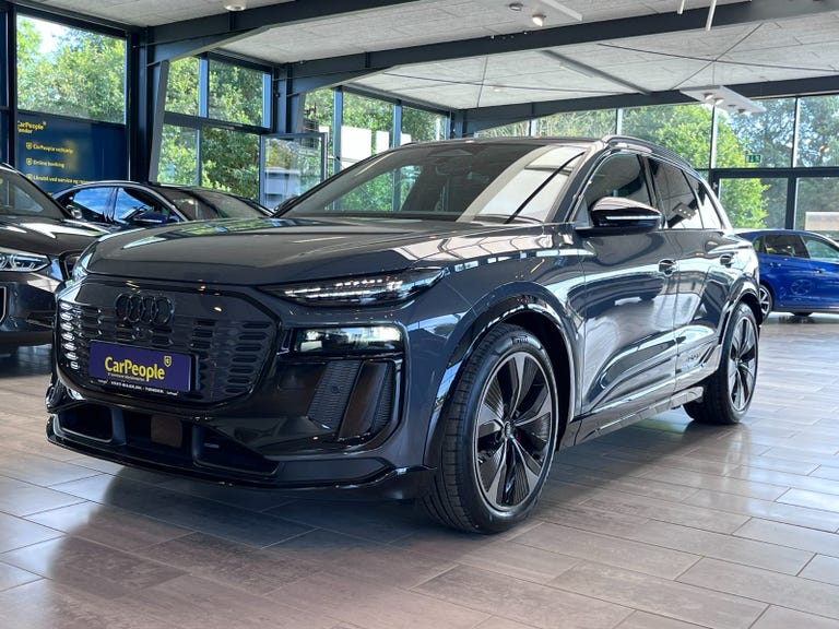 Audi Q6 e-tron Edition One S-line quattro Van