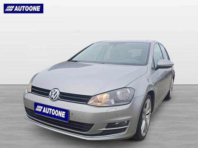 VW Golf VII 1,4 TSi 122 Highline DSG BMT
