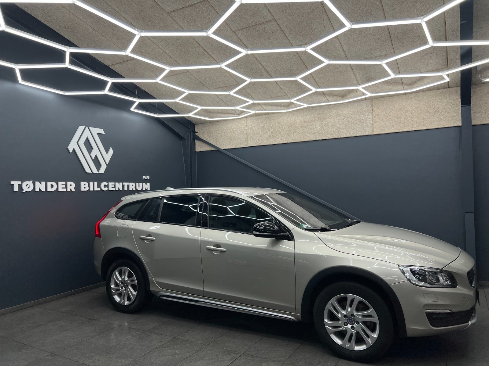 Volvo V60 CC 2016