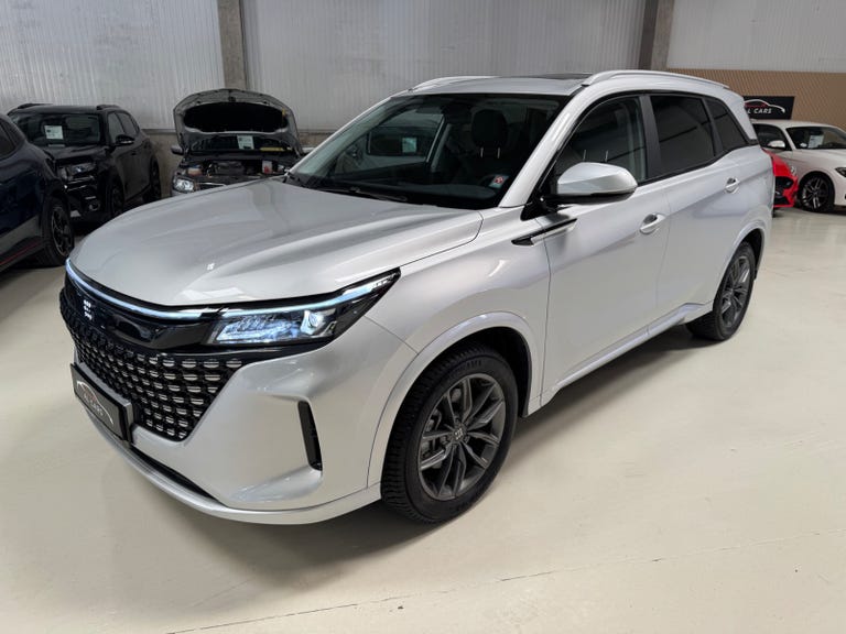 Navor E5 PHEV Rock