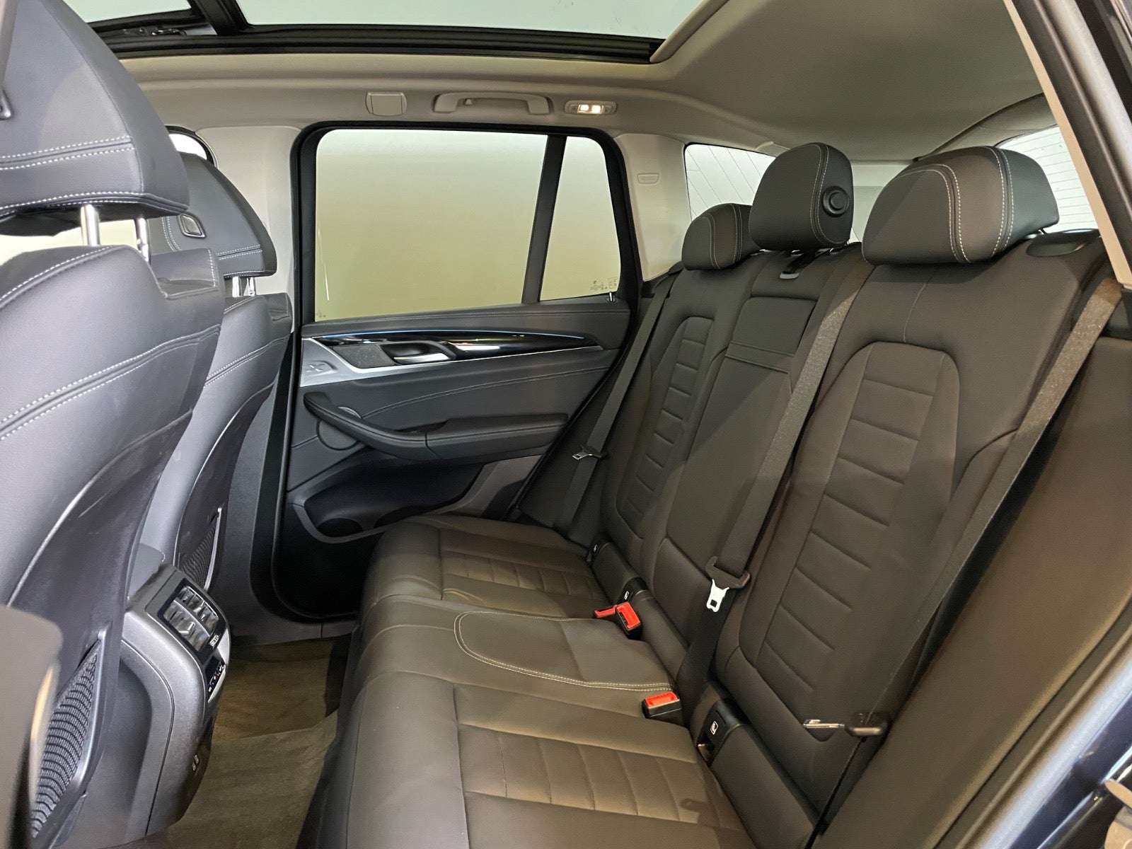 BMW iX3 Charged Plus