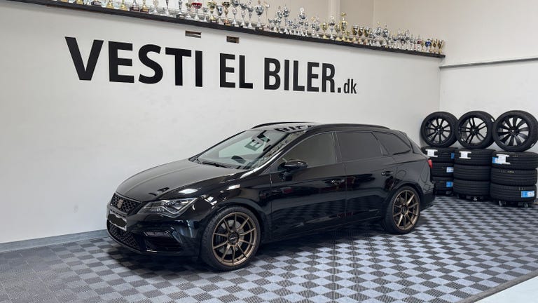 Seat Leon TSi 300 Cupra ST DSG 4Drive