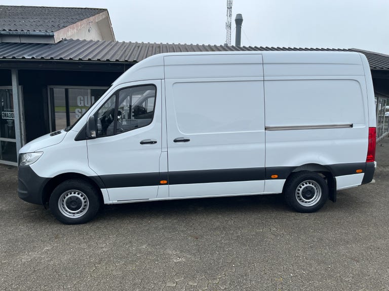 Mercedes Sprinter 317 CDi A2 Kassevogn aut. RWD