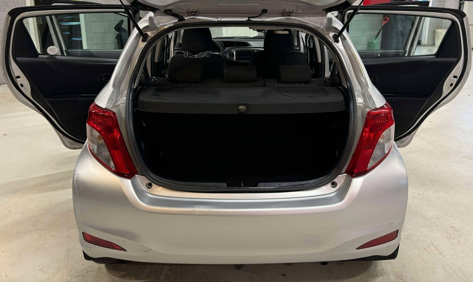 Billede af Toyota Yaris 1,0 VVT-i T2 Touch