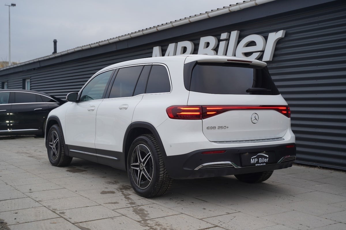 Billede af Mercedes EQB250+ AMG Line