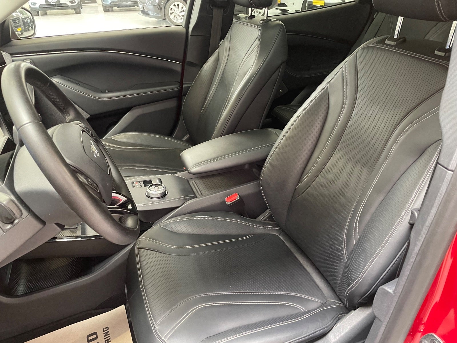 Billede af Ford Mustang Mach-E 98 Premium Extended Range