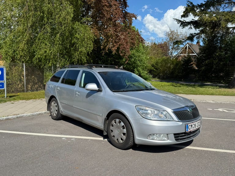 Skoda Octavia TSi 122 Ambiente Combi