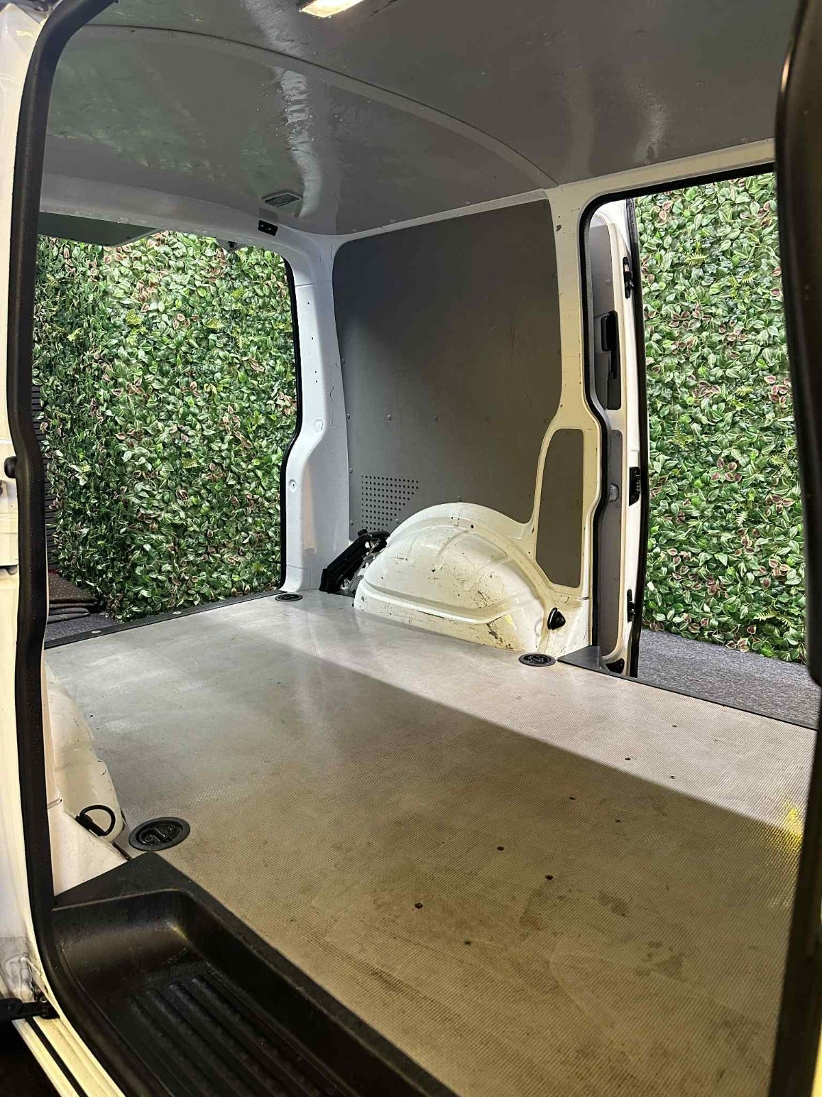 Billede af VW Transporter 2,0 TDi 114 Kassevogn kort BM