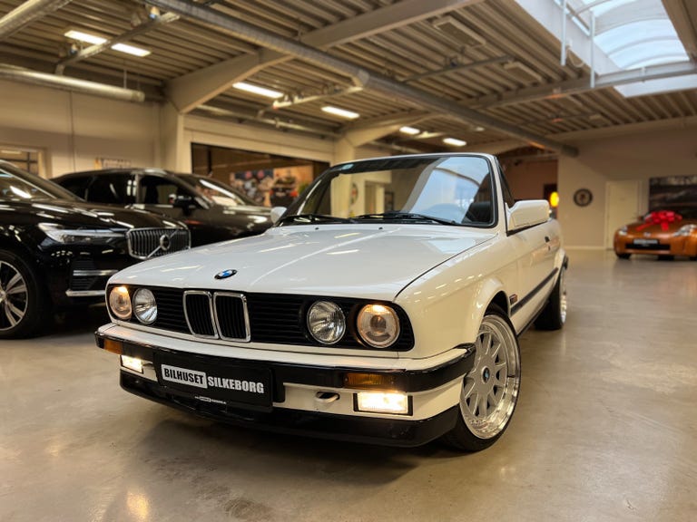 BMW 320i Cabriolet