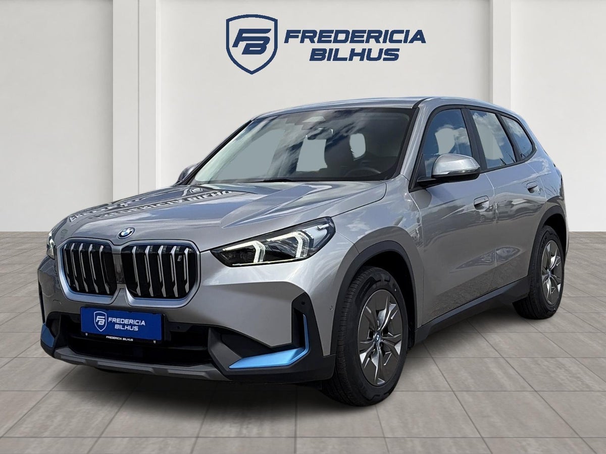 BMW iX1 xDrive30